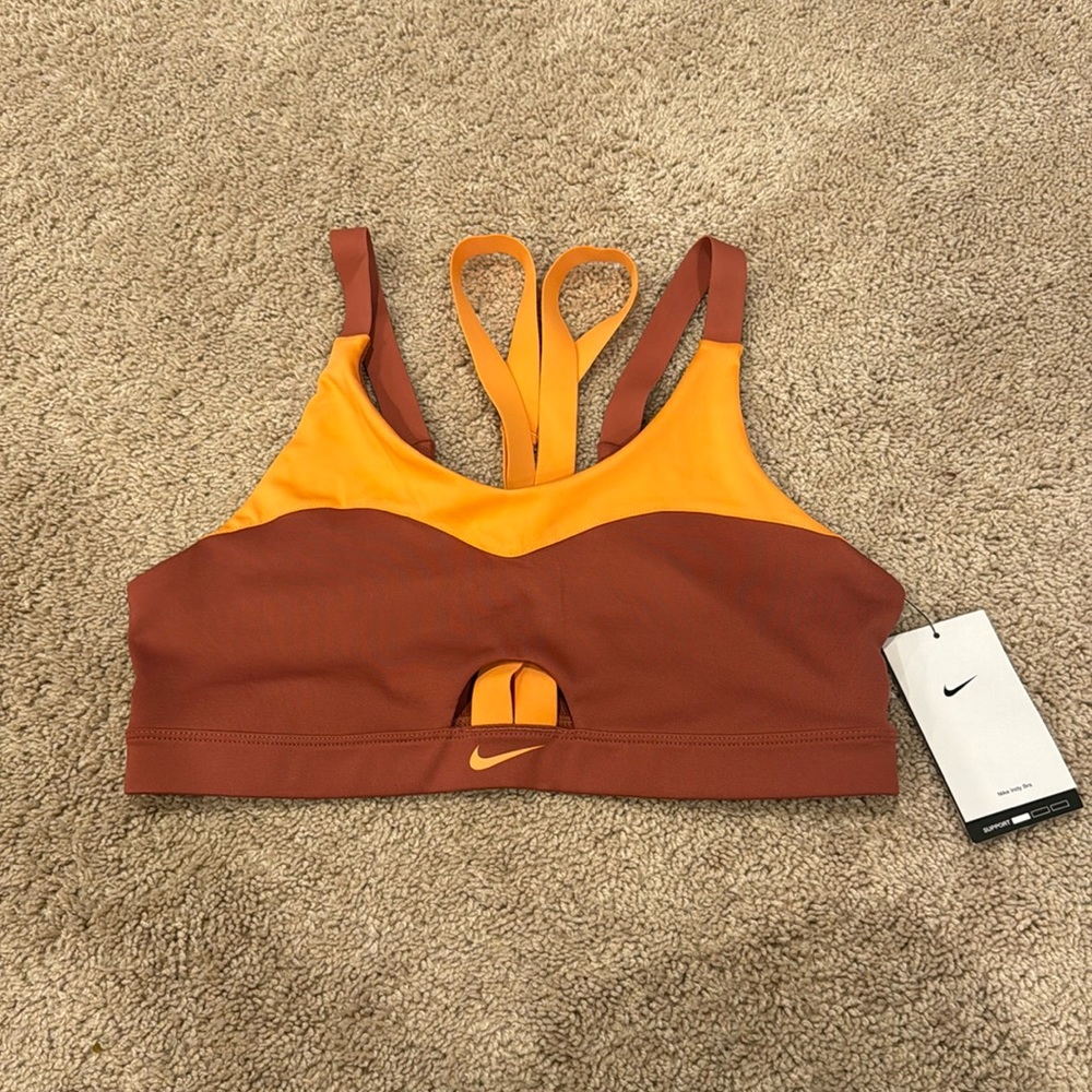 Nike Indy sports bra, never worn perfect condition!
